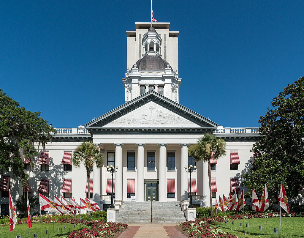 Florida Senate Bill 1728 Would Create New Licensing Framework for Medical Spas Handling Prescription Drugs